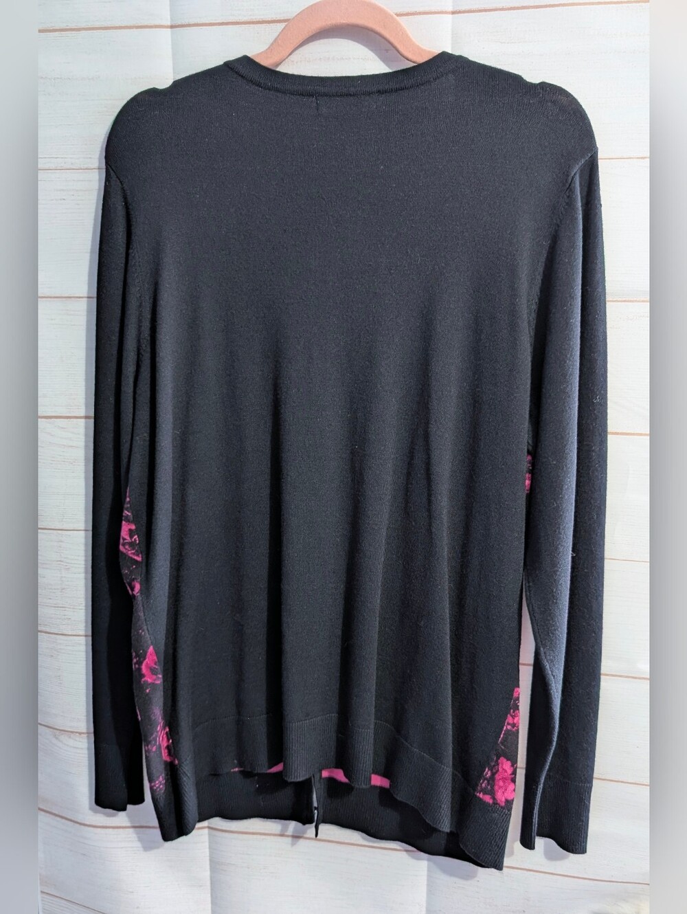 Nwot Jessica Black Cardigan with Fuchsia Rose Print Size XL - Picture 2 of 6
